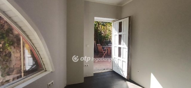 Eladó családi ház, Szentendrén 79.9 M Ft, 2+1 szobás