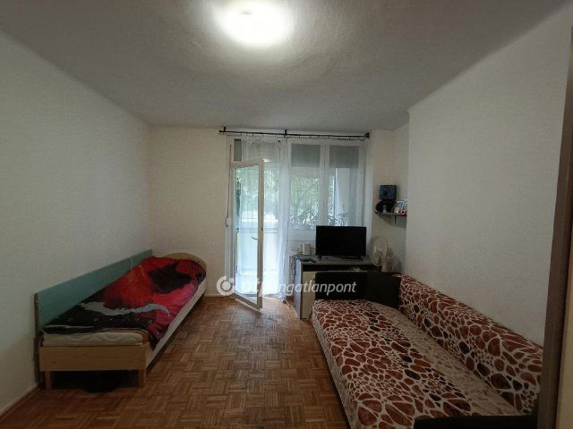 Eladó panellakás, Szigetszentmiklóson 62 M Ft, 2 szobás