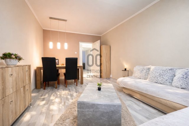 Eladó panellakás, Győrött, Lajta úton 57.8 M Ft, 3 szobás