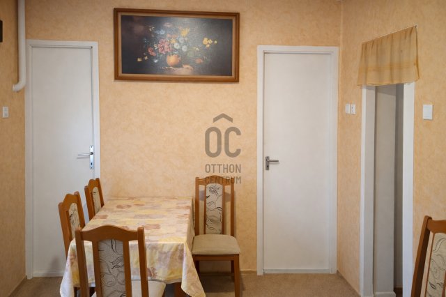 Eladó családi ház, Sárándon 32 M Ft, 2 szobás