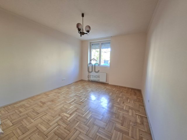 Eladó téglalakás, Budapesten, IX. kerületben, Mester utcában