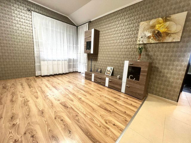 Eladó téglalakás, Veresegyházon 84.9 M Ft, 3 szobás