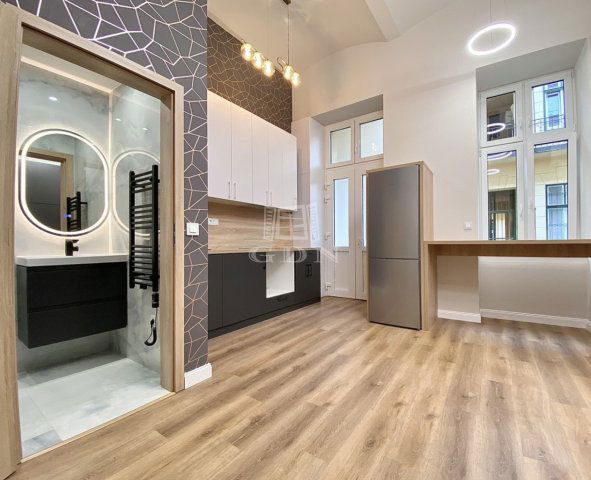 Eladó téglalakás, Budapesten, IX. kerületben 79.9 M Ft, 2 szobás