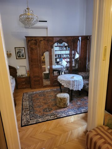 Kiadó téglalakás, albérlet, VI. kerületben, Paulay Ede utcában