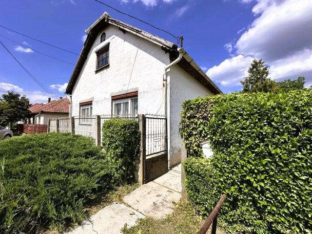 Eladó családi ház, Sarkadon 17.5 M Ft, 3 szobás