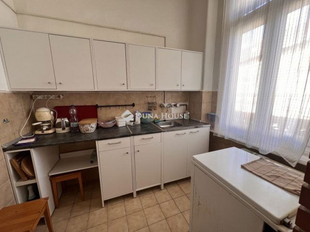 Eladó téglalakás, Budapesten, I. kerületben 101 M Ft, 2 szobás