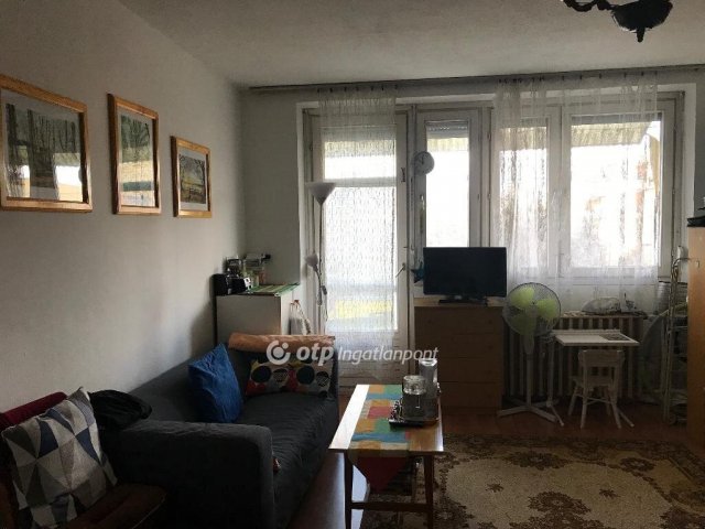 Eladó panellakás, Budapesten, XXI. kerületben 74.9 M Ft