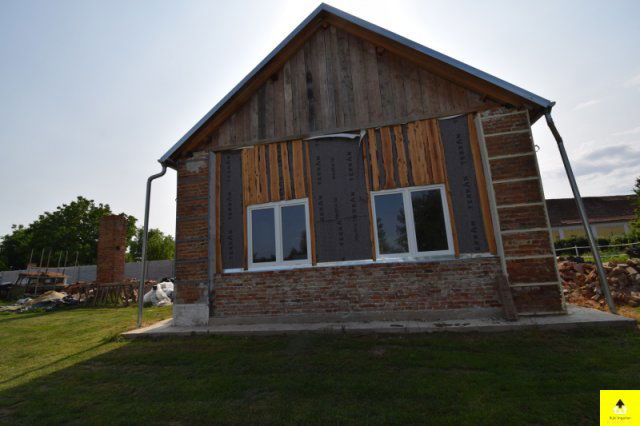 Eladó családi ház, Szombathelyen 32.9 M Ft, 4 szobás