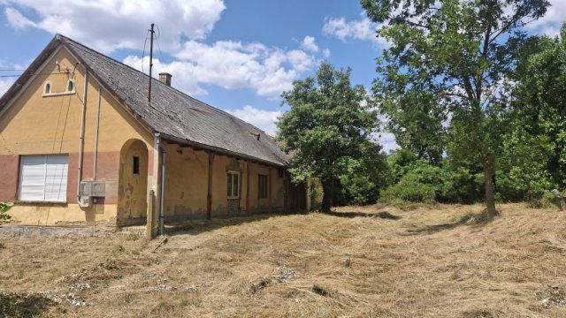 Eladó családi ház, Koppányszántón 18.2 M Ft, 3 szobás