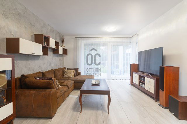 Eladó ikerház, Budapesten, XVI. kerületben 209.9 M Ft, 4 szobás