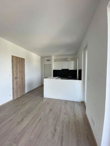 Eladó téglalakás, Budapesten, III. kerületben 76 M Ft, 1 szobás