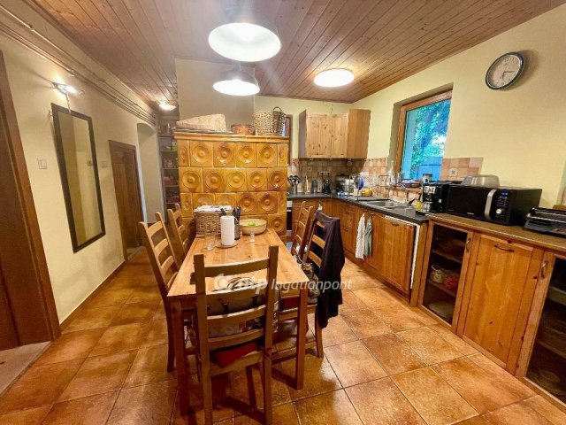 Eladó családi ház, Szigetszentmiklóson 79.9 M Ft, 3 szobás