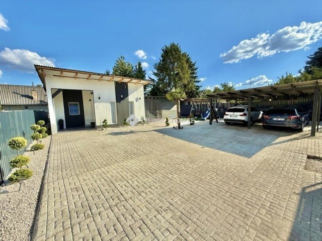 Eladó családi ház, Szigetszentmiklóson 85 M Ft, 3 szobás