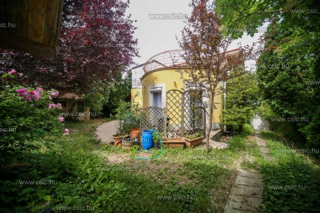 Eladó családi ház, Budapesten, III. kerületben 440 M Ft