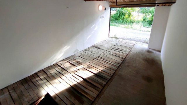 Eladó garázs, Egerben 7.5 M Ft / költözzbe.hu