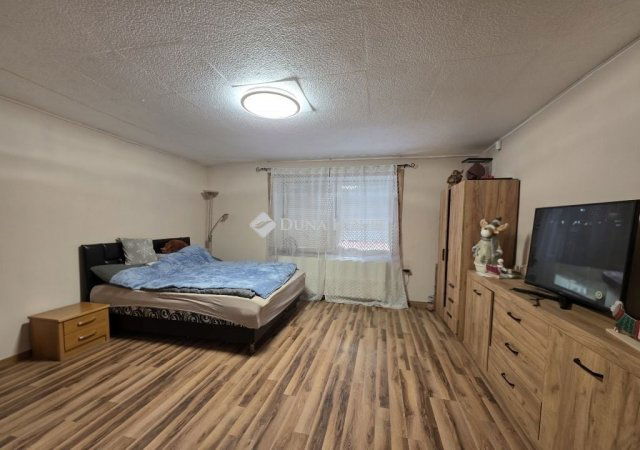 Eladó családi ház, Tápiószecsőn 39 M Ft, 2 szobás