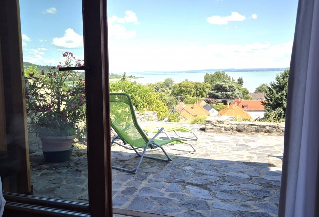 Eladó családi ház, Badacsonytomajon, Erdős utcában 289 M Ft