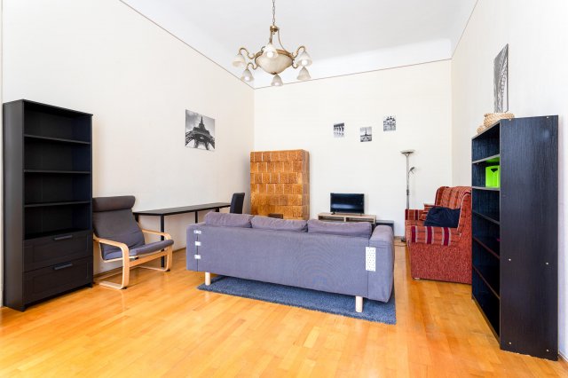 Kiadó téglalakás, albérlet, Budapesten, VII. kerületben