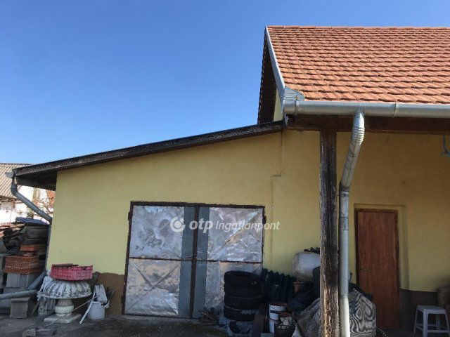 Eladó családi ház, Tárnokon 74.9 M Ft, 3 szobás