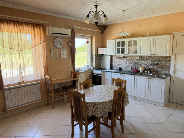 Eladó családi ház, Inárcson 46.9 M Ft, 3 szobás