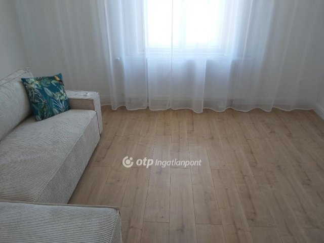 Eladó téglalakás, Budapesten, VII. kerületben 79.9 M Ft
