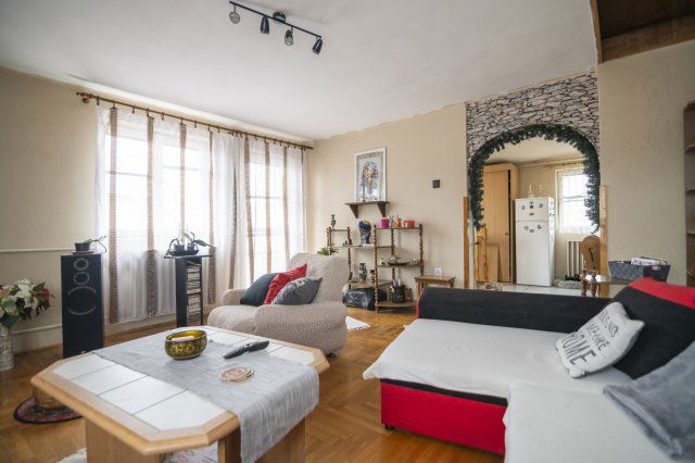 Eladó családi ház, Budapesten, XX. kerületben 189 M Ft, 9 szobás