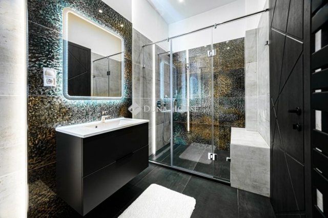 Eladó téglalakás, Budapesten, V. kerületben 280 M Ft, 3 szobás