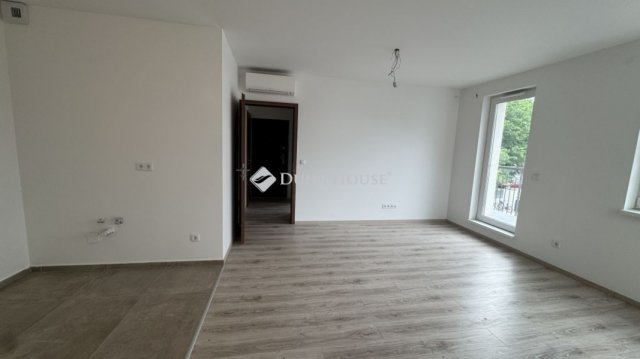 Eladó téglalakás, Budapesten, XXIII. kerületben 92 M Ft