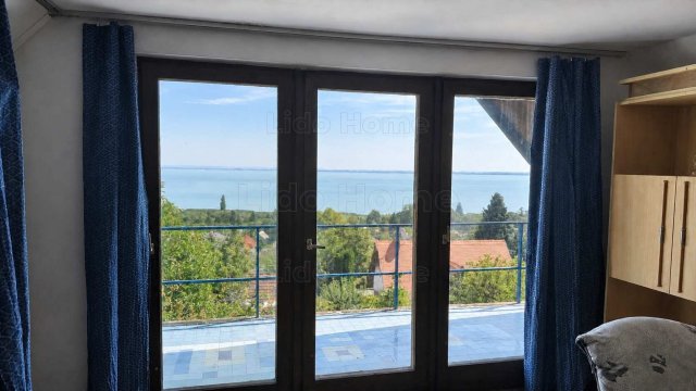 Eladó nyaraló, Balatongyörökön 109 M Ft, 3 szobás