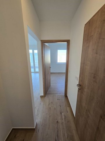 Eladó téglalakás, Hegyeshalomban 51.9 M Ft, 1 szobás