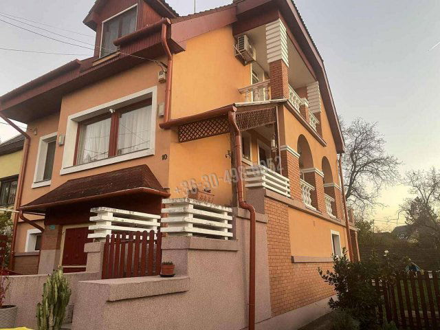 Eladó családi ház, Miskolcon 98.9 M Ft, 4 szobás