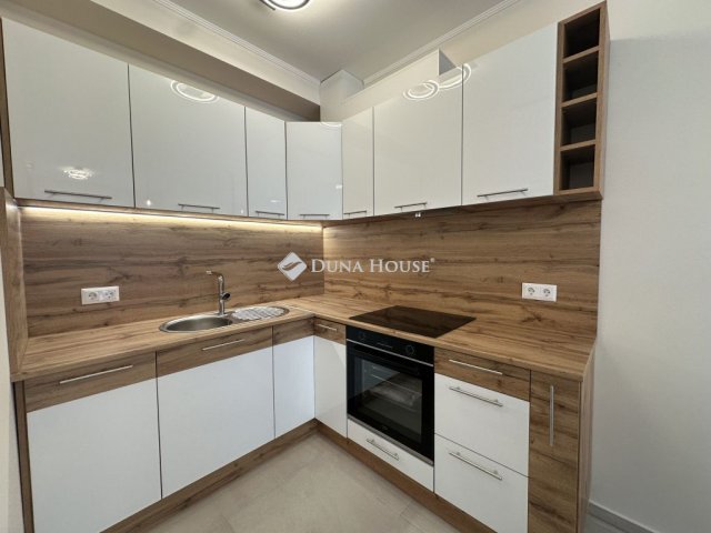 Kiadó téglalakás, albérlet, Kecskeméten 260 E Ft / hó