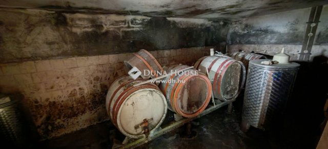 Eladó családi ház, Zalaegerszegen 22.8 M Ft, 3 szobás