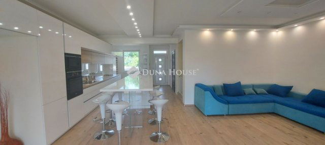 Eladó ikerház, Nyíregyházán 119 M Ft, 4 szobás