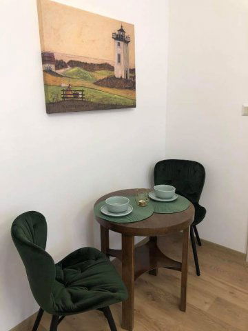 Kiadó téglalakás, albérlet, Pécsett, Perczel Miklós utcában