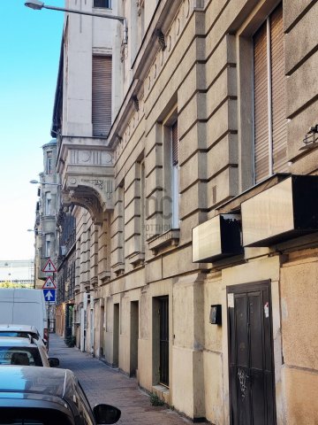 Eladó ipari ingatlan, Budapesten, XIII. kerületben 12 M Ft