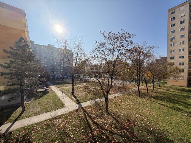 Eladó panellakás, Székesfehérvárott 52.5 M Ft, 2 szobás