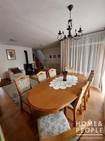 Eladó családi ház, Szatymazon 54.9 M Ft, 2+2 szobás