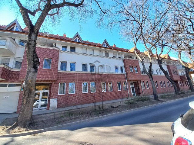 Kiadó ipari ingatlan, Debrecenben 260 E Ft / hó, 3 szobás