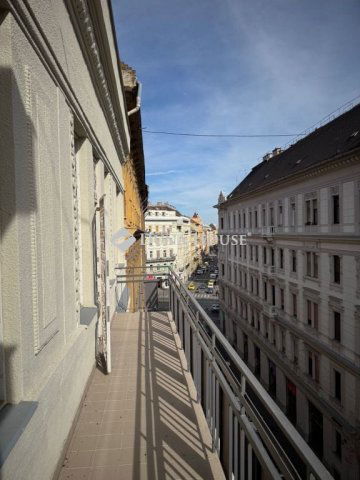 Eladó téglalakás, Budapesten, V. kerületben 195 M Ft, 4 szobás