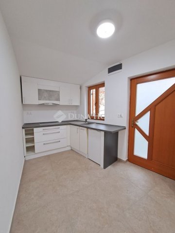 Eladó téglalakás, Pécsett, Böck János utcában 42.5 M Ft