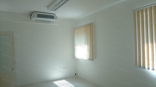 Kiadó iroda, Siófokon 117 E Ft / hó, 3 szobás