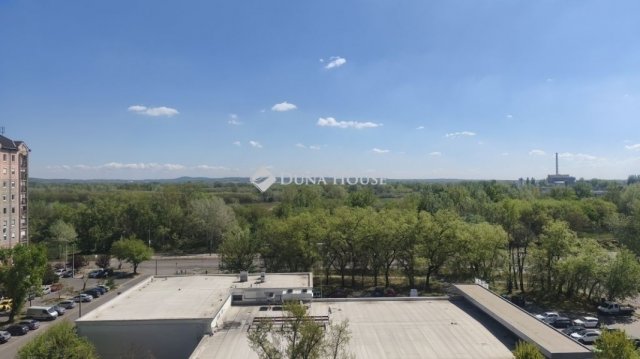 Eladó panellakás, Budapesten, IV. kerületben 81.9 M Ft