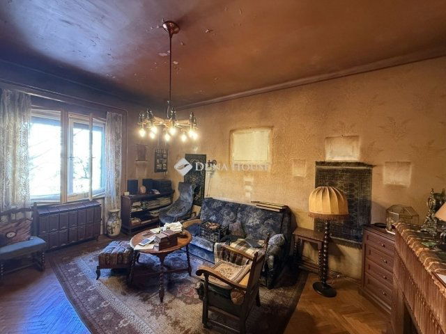 Eladó téglalakás, Budapesten, III. kerületben 77.9 M Ft