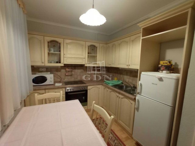 Kiadó téglalakás, albérlet, Kecskeméten 200 E Ft / hó