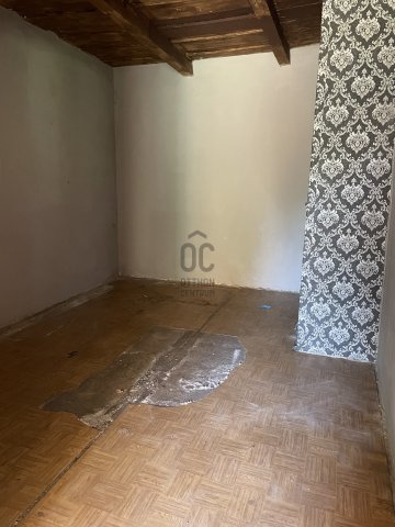 Eladó családi ház, Abonyban 13.9 M Ft, 2 szobás