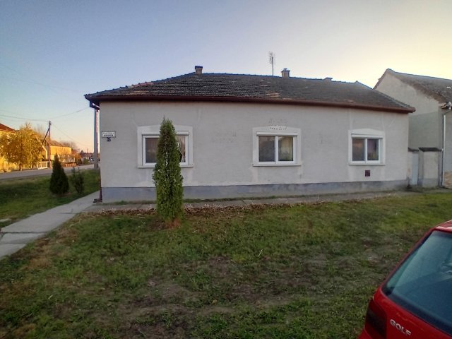 Eladó családi ház, Hajóson 20.8 M Ft, 4 szobás