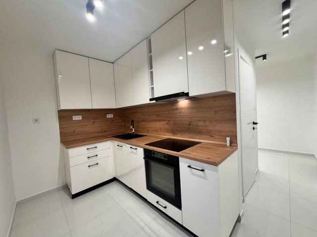 Eladó téglalakás, Pécsett, Esztergár Lajos utcában 63.9 M Ft