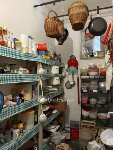 Eladó családi ház, Egerben 165 M Ft, 4+1 szobás