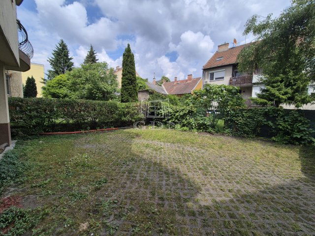 Eladó téglalakás, Budapesten, X. kerületben 84.9 M Ft, 4 szobás